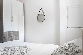 Cosy & Modern old city 3BR by Ahlan Hospitality