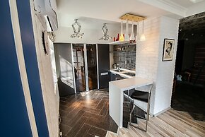 Apartment on Pushkinskaya 18