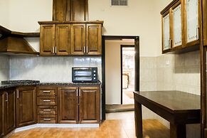 Old City Stylish 4BR by Ahlan Hospitality