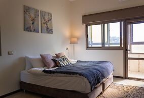 Old City Stylish 4BR by Ahlan Hospitality