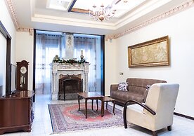Old City Stylish 4BR by Ahlan Hospitality