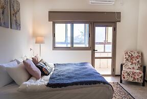 Old City Stylish 4BR by Ahlan Hospitality