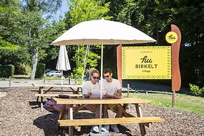 Hu Birkelt Village