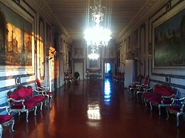 Luxurious Palazzo in Venice in the Rialto Area With Housekeepercook