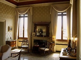 Luxurious Palazzo in Venice in the Rialto Area With Housekeepercook