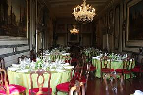 Luxurious Palazzo in Venice in the Rialto Area With Housekeepercook