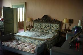 Luxurious Palazzo in Venice in the Rialto Area With Housekeepercook