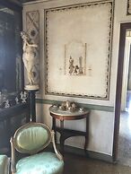 Luxurious Palazzo in Venice in the Rialto Area With Housekeepercook