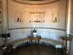 Luxurious Palazzo in Venice in the Rialto Area With Housekeepercook