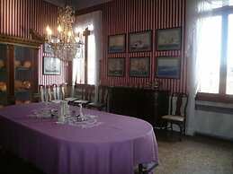 Luxurious Palazzo in Venice in the Rialto Area With Housekeepercook