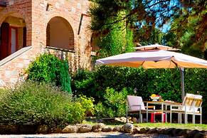 Welcome at Poggio Cantarello Country Home Tuscany