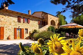 Welcome at Poggio Cantarello Country Home Tuscany