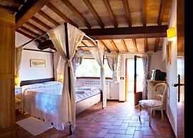 Welcome at Poggio Cantarello Country Home Tuscany