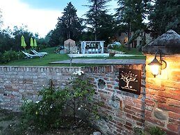 Welcome at Poggio Cantarello Country Home Tuscany