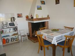 Rose Garden, Super Cheap Holiday Home in the Southernmost tip of Sardi