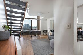 The Loft by Darling Harbour