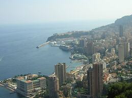 Solaria 1 and 2 - Ospedaletti Ligure - Lungomare C Colombo Nrfloor