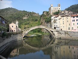 Solaria 1 and 2 - Ospedaletti Ligure - Lungomare C Colombo Nrfloor