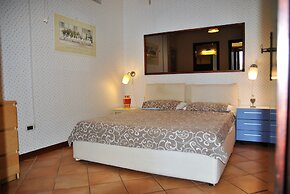 Holiday Resorts for 10 Persons, With Swimming Pool, Wifi and air Condi