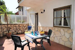 Villa Lina for 7 Persons Near the Beach