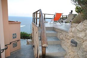 Romantic Cove Sea View Villa 7 km far From Sperlonga