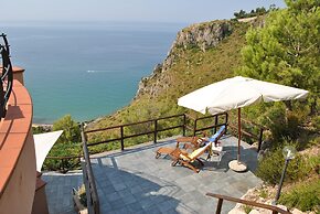 Romantic Cove Sea View Villa 7 km far From Sperlonga