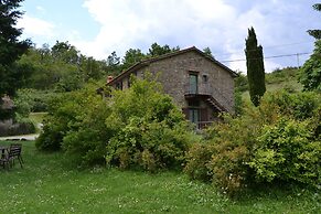 2 Cozy Rooms in Amazing Tuscany With Rustic Style