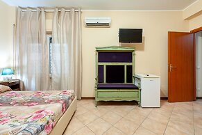 Studio Near San Pietro