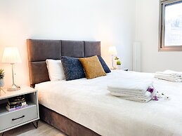 Mary's Well 3 BR by Ahlan Hospitality