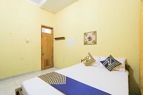 OYO 2440 Wallet Family Residence Syariah