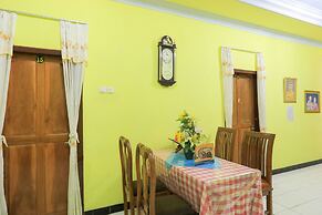 OYO 2440 Wallet Family Residence Syariah