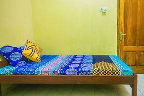 OYO 2440 Wallet Family Residence Syariah