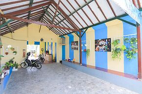 OYO 2440 Wallet Family Residence Syariah