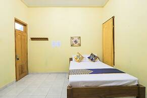 OYO 2440 Wallet Family Residence Syariah