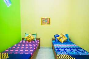 OYO 2440 Wallet Family Residence Syariah