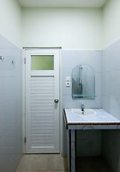 OYO 2382 Wisata Hotel