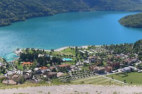 Molvenolago Apartments