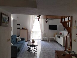 Ischia Ponte Romantic Apartment in the Historical Center and Near the 