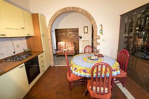 Rustic Tuscan Apartment