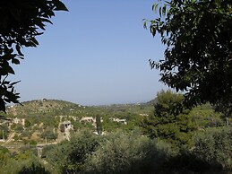 Cozy Villa Ambra Between Olive Trees, in Noto