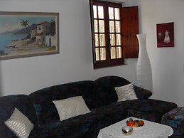 Cozy Villa Ambra Between Olive Trees, in Noto