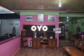 OYO 2410 Intan Hotel