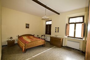 Tuscan Rustic Apartment