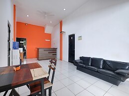 SPOT ON 2451 Camel Residence