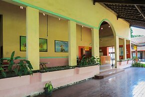 OYO 2465 Hotel Raung View