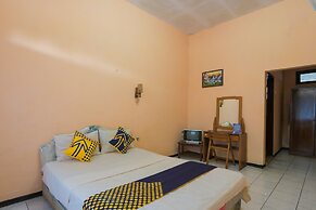 OYO 2465 Hotel Raung View