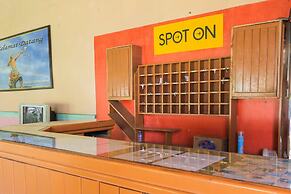 OYO 2465 Hotel Raung View