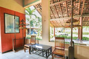 OYO 2465 Hotel Raung View