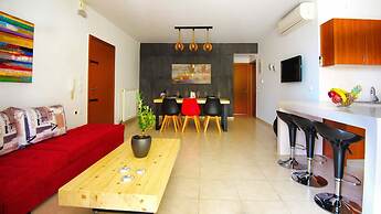 Luxury Sea View Penthouse with Hot Tub