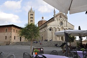 Rustic Tuscan Style Apartment